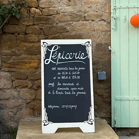 Holiday home Superbe Grange En Dordogne, Au Coeur De *